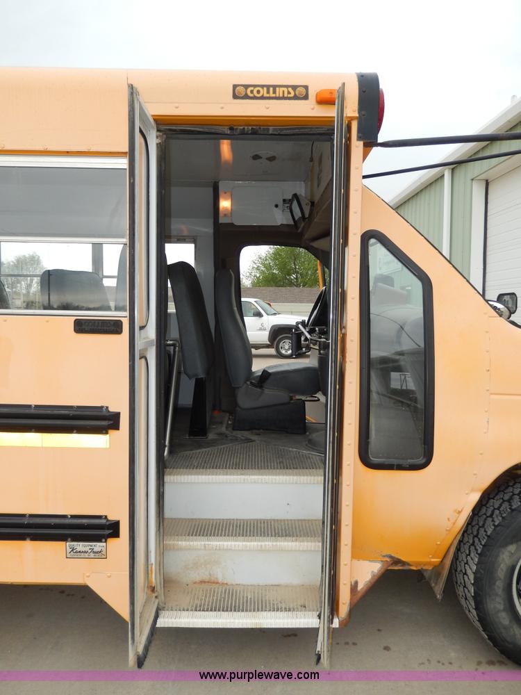 image for item D8120 1997 Ford Collins E350 school bus