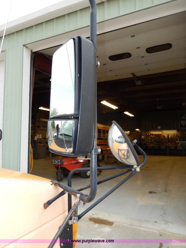 image for item D8120 1997 Ford Collins E350 school bus