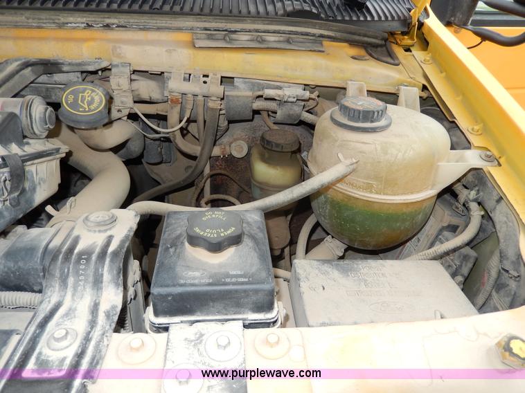 image for item D8120 1997 Ford Collins E350 school bus