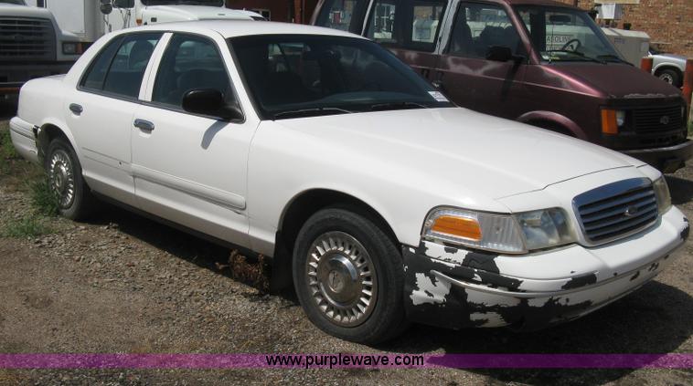 image for item D8473 1998 Ford Crown Victoria Police Interceptor