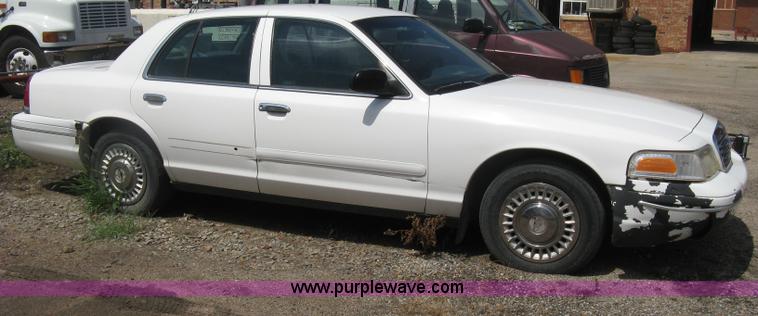 image for item D8473 1998 Ford Crown Victoria Police Interceptor