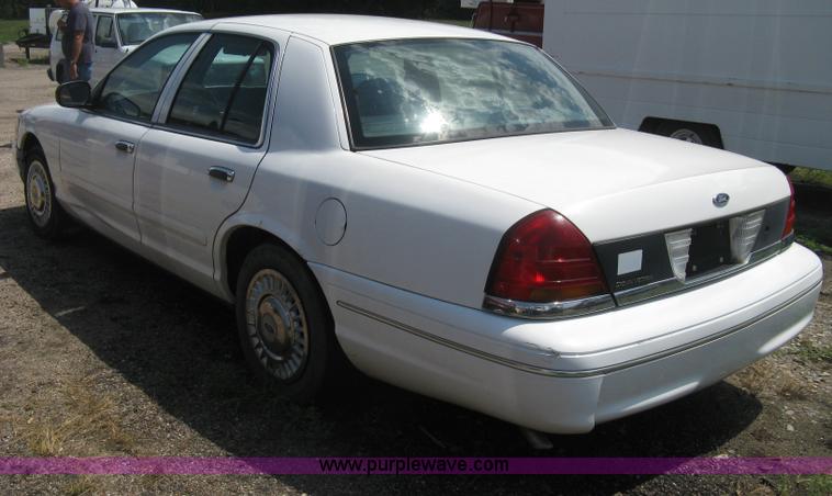 image for item D8473 1998 Ford Crown Victoria Police Interceptor