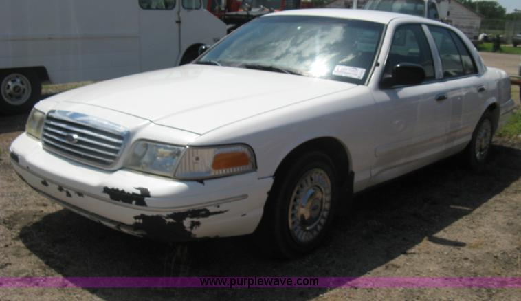 image for item D8473 1998 Ford Crown Victoria Police Interceptor