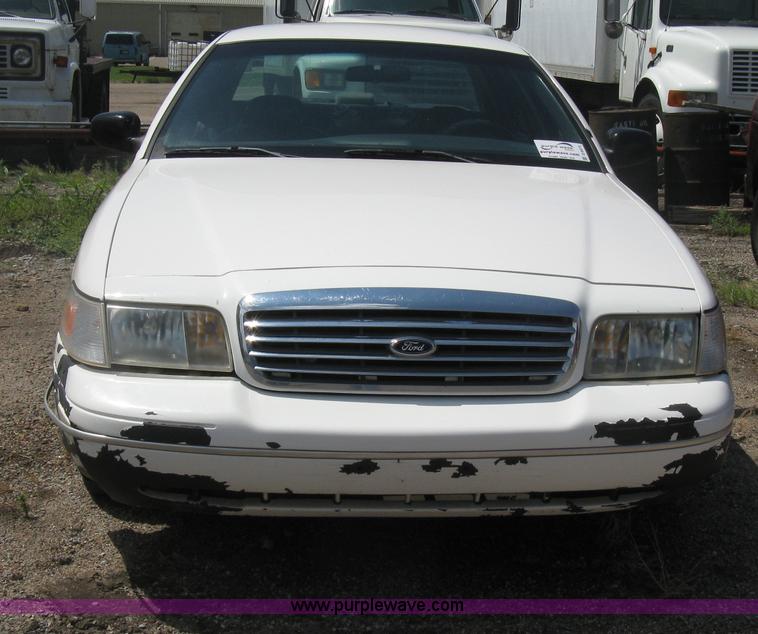 image for item D8473 1998 Ford Crown Victoria Police Interceptor