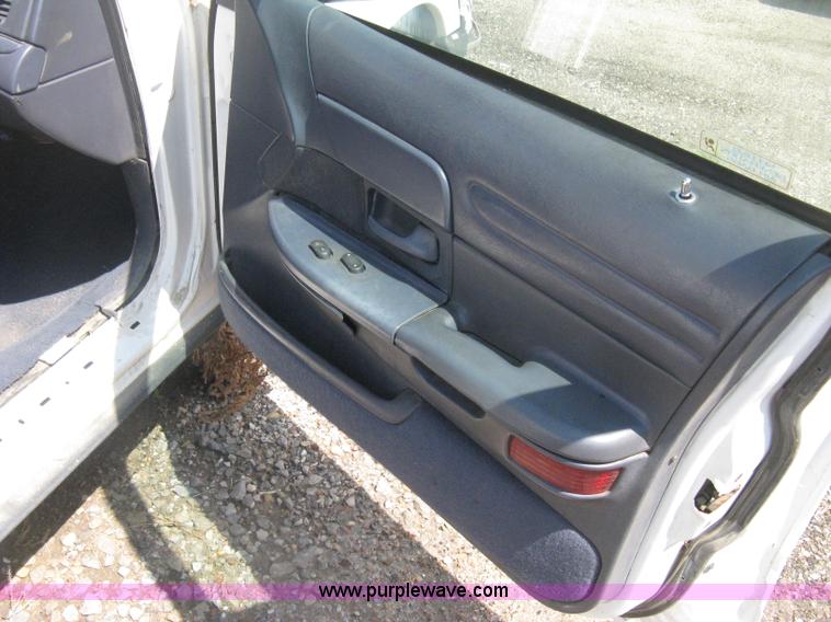 image for item D8473 1998 Ford Crown Victoria Police Interceptor