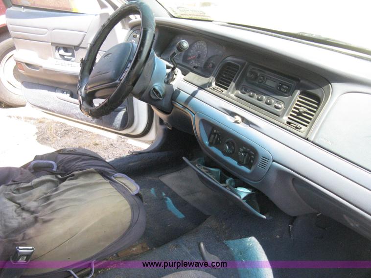 image for item D8473 1998 Ford Crown Victoria Police Interceptor