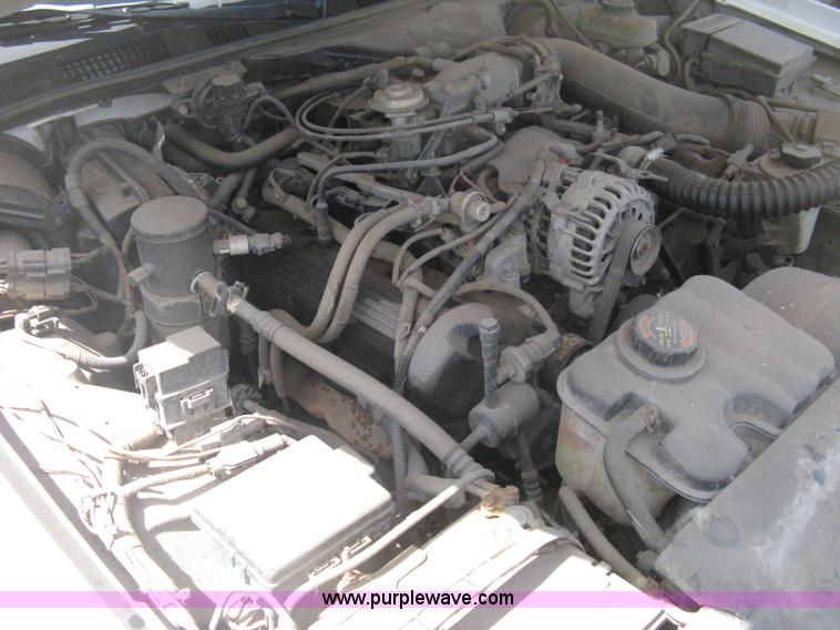 image for item D8473 1998 Ford Crown Victoria Police Interceptor