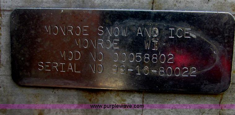 image for item E7290 1995 International 4900 dump truck