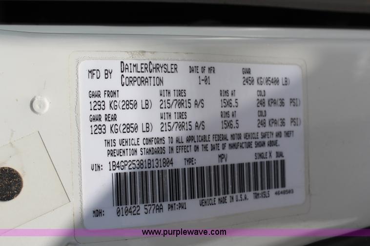 image for item G5203 2001 Dodge Caravan SE minivan