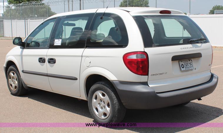 image for item G5226 2003 Dodge Caravan SE van