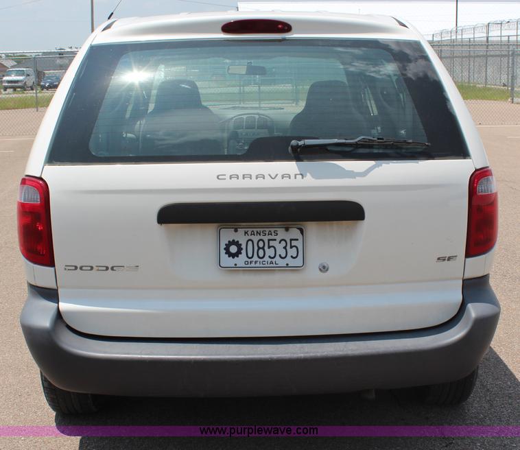 image for item G5226 2003 Dodge Caravan SE van