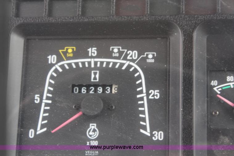 image for item G5234 1998 New Holland TS100 tractor