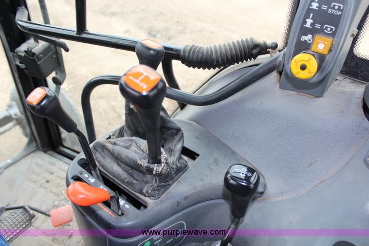 image for item G5234 1998 New Holland TS100 tractor