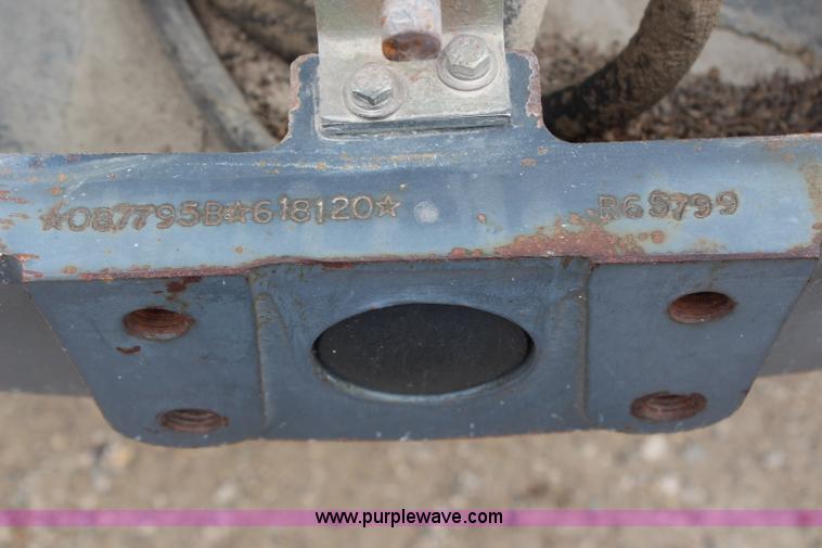 image for item G5234 1998 New Holland TS100 tractor