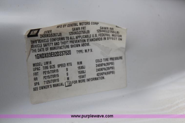 image for item G5243 2002 Chevrolet Venture minivan