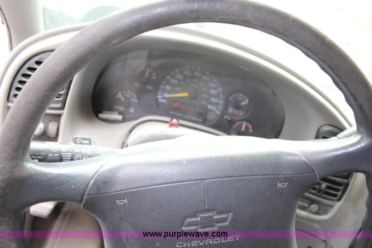 image for item G5276 1996 Chevrolet Astro van