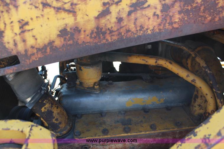 image for item G5293 1966 Caterpillar 955H track loader