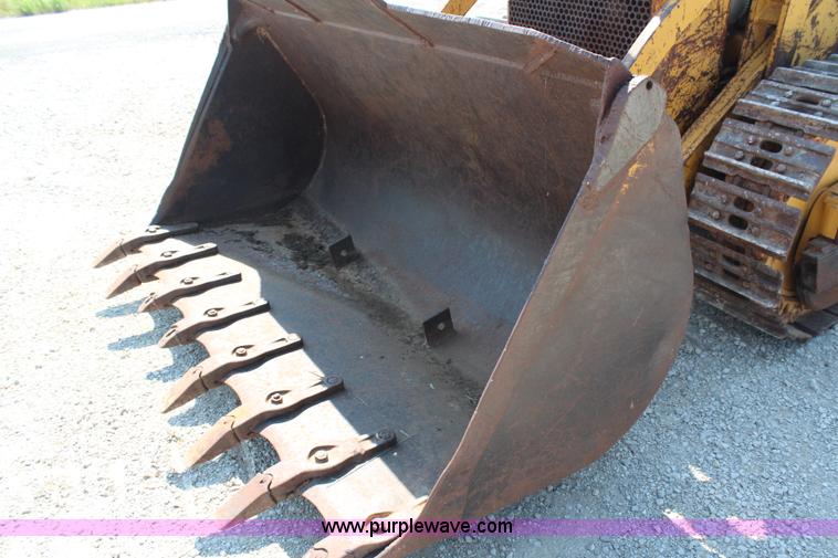 image for item G5293 1966 Caterpillar 955H track loader