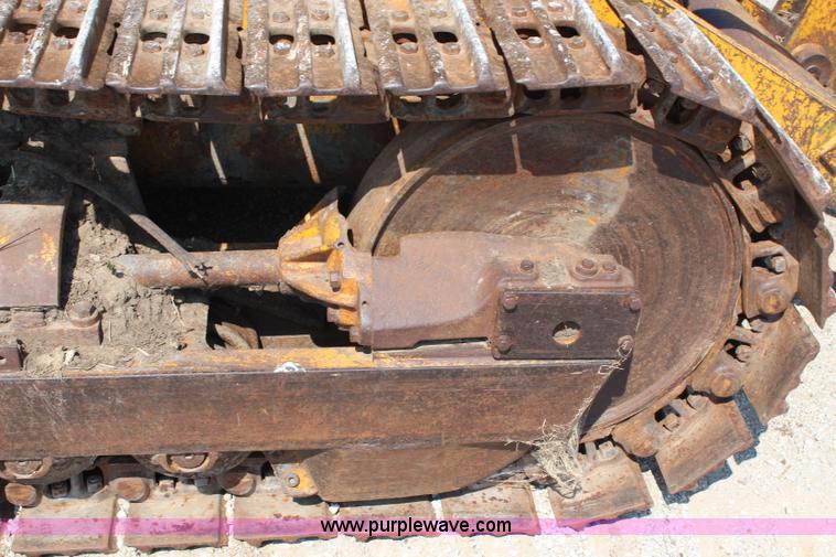image for item G5293 1966 Caterpillar 955H track loader