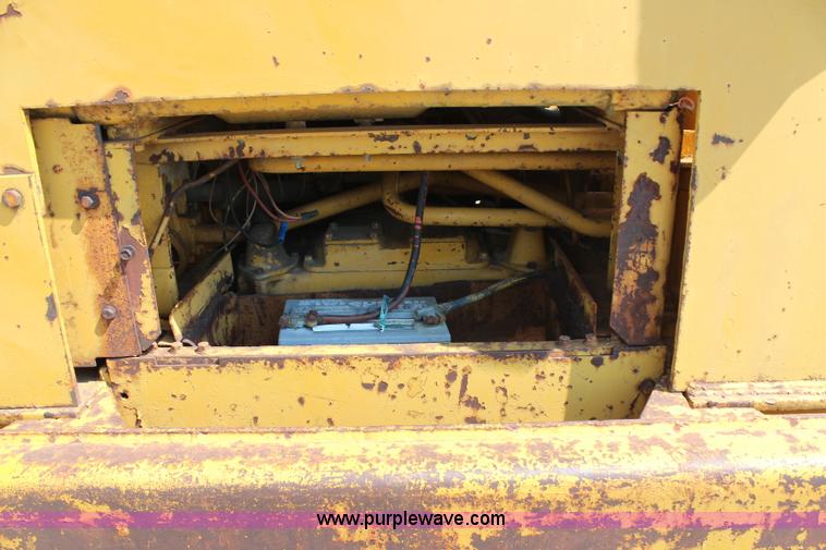 image for item G5293 1966 Caterpillar 955H track loader