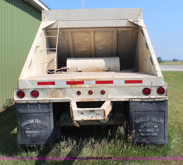 image for item G5294 1984 Ranch 27' belly dump trailer