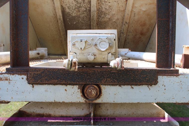 image for item G5294 1984 Ranch 27' belly dump trailer