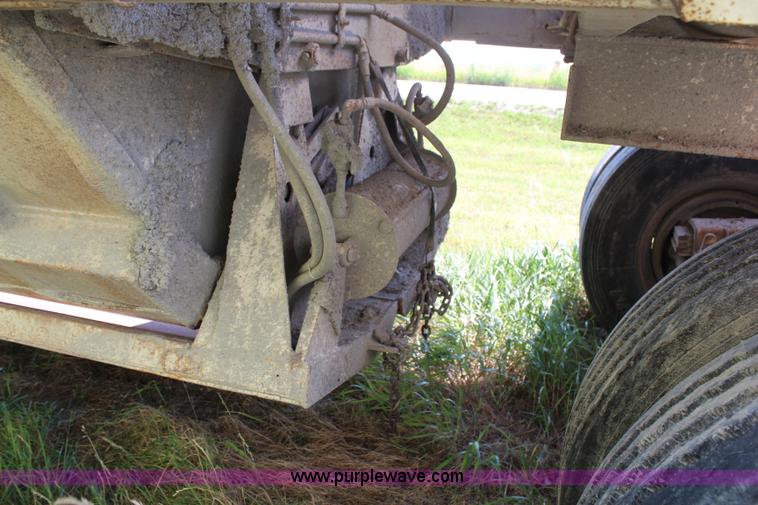 image for item G5294 1984 Ranch 27' belly dump trailer