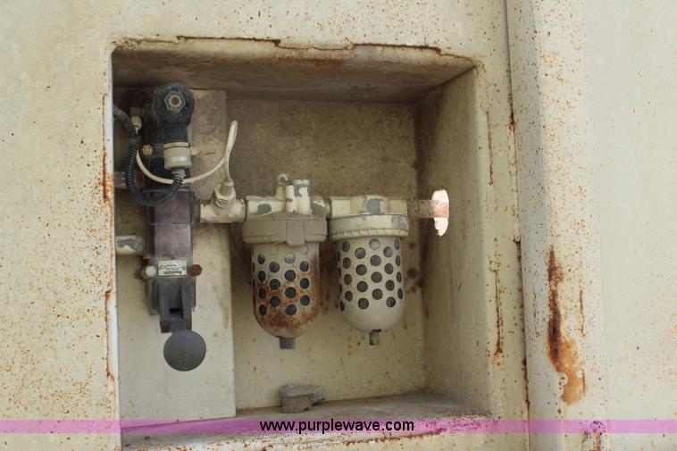 image for item G5294 1984 Ranch 27' belly dump trailer