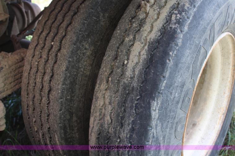 image for item G5294 1984 Ranch 27' belly dump trailer