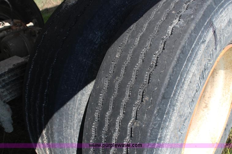 image for item G5294 1984 Ranch 27' belly dump trailer