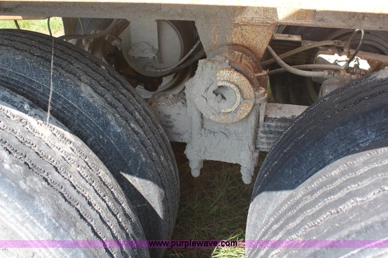 image for item G5294 1984 Ranch 27' belly dump trailer