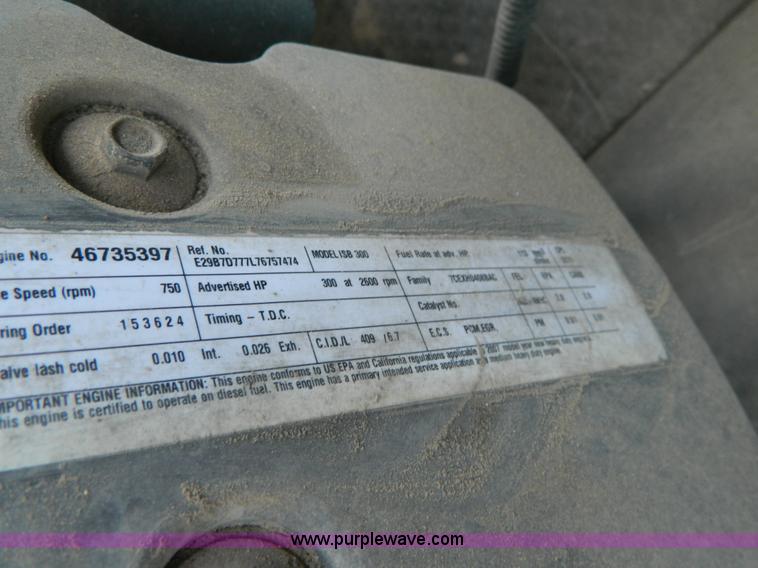 image for item G7901 2008 Peterbilt 335 refuse truck