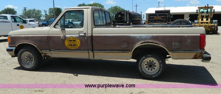 image for item G7912 1991 Ford F150 pickup truck