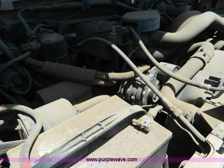 image for item G7912 1991 Ford F150 pickup truck