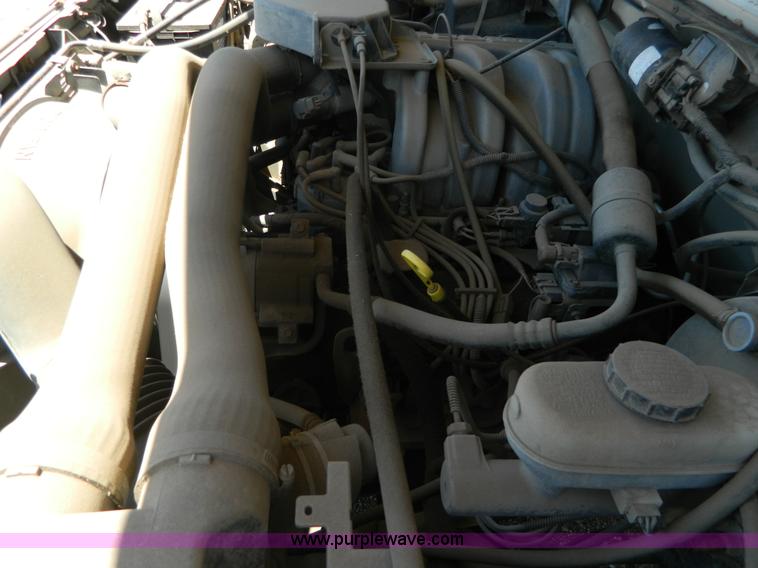 image for item G7912 1991 Ford F150 pickup truck