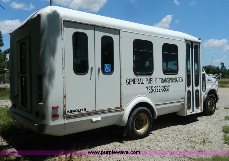 image for item G7913 1999 Ford F350 transit bus