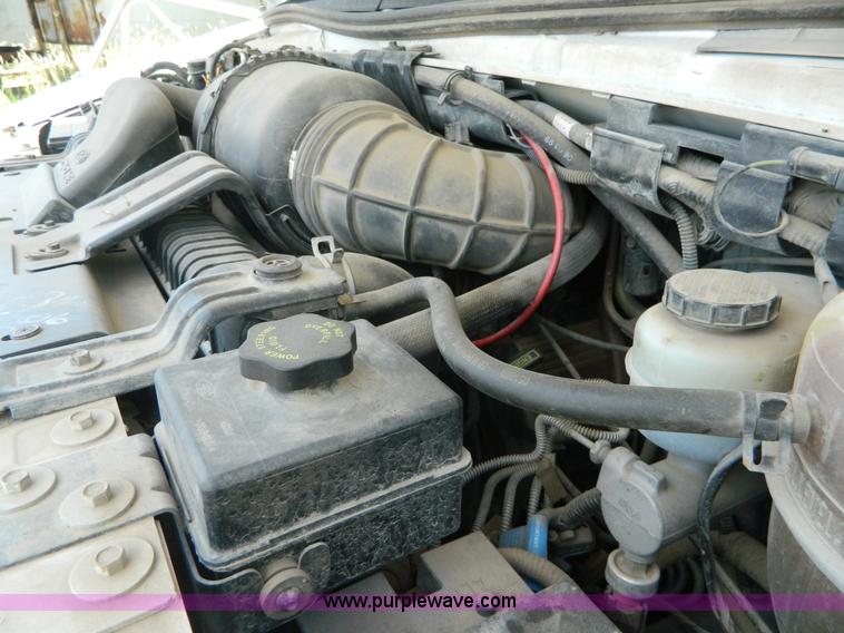 image for item G7913 1999 Ford F350 transit bus