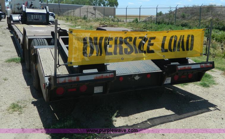 image for item G7919 1999 Etnyre Blackhawk 35 ton detachable trailer