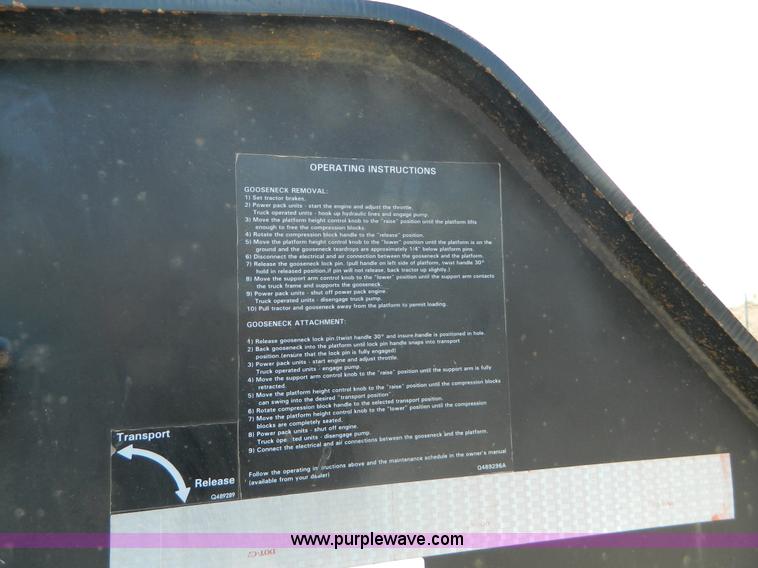 image for item G7919 1999 Etnyre Blackhawk 35 ton detachable trailer