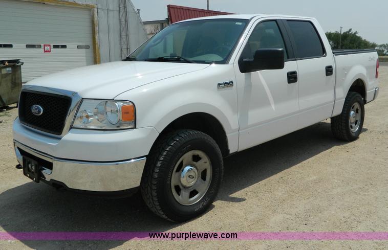 image for item G7921 2007 Ford F150 XLT SuperCrew pickup truck