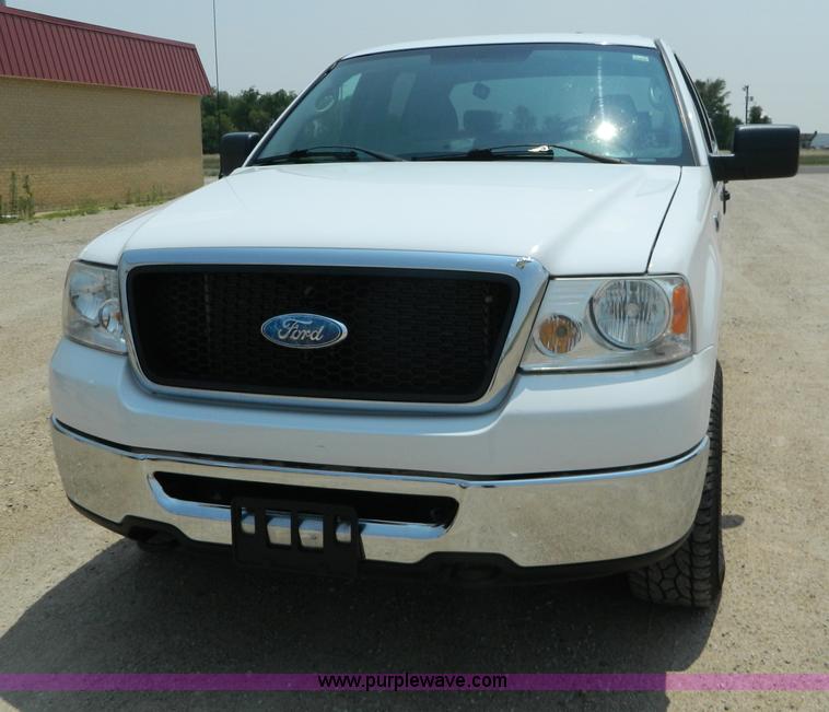 image for item G7921 2007 Ford F150 XLT SuperCrew pickup truck