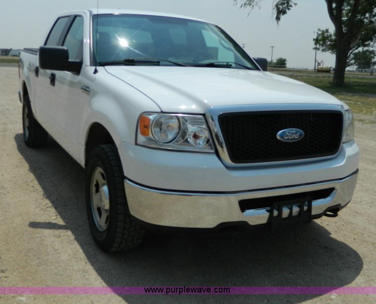 image for item G7921 2007 Ford F150 XLT SuperCrew pickup truck