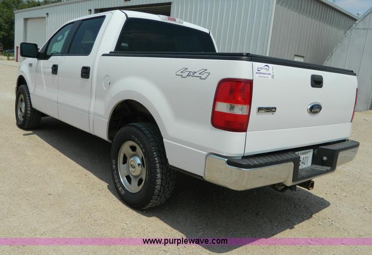 image for item G7921 2007 Ford F150 XLT SuperCrew pickup truck