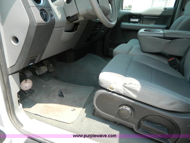 image for item G7921 2007 Ford F150 XLT SuperCrew pickup truck