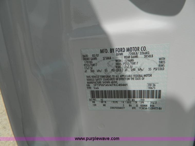 image for item G7921 2007 Ford F150 XLT SuperCrew pickup truck