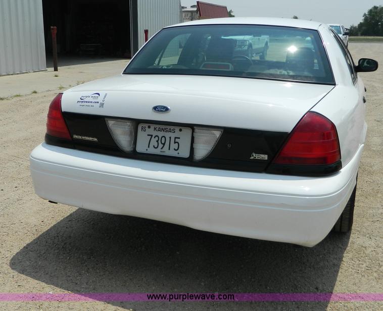 image for item G7923 2009 Ford Crown Victoria Police Interceptor