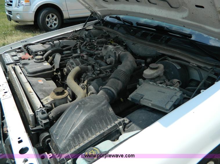 image for item G7923 2009 Ford Crown Victoria Police Interceptor