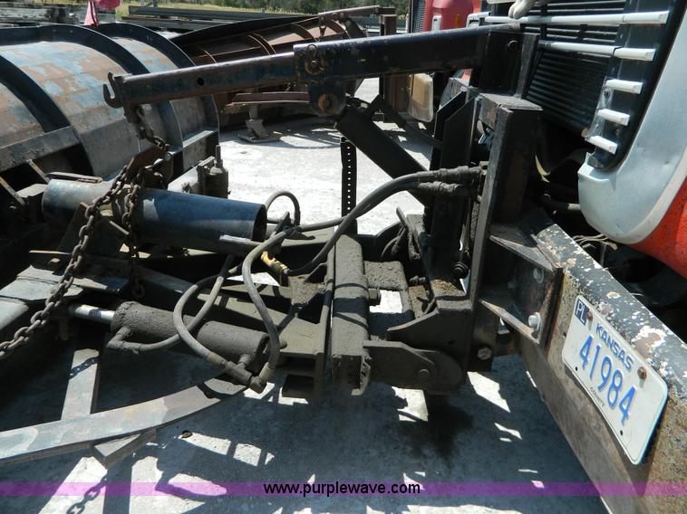 image for item G7928 1989 Ford L8000 dump truck