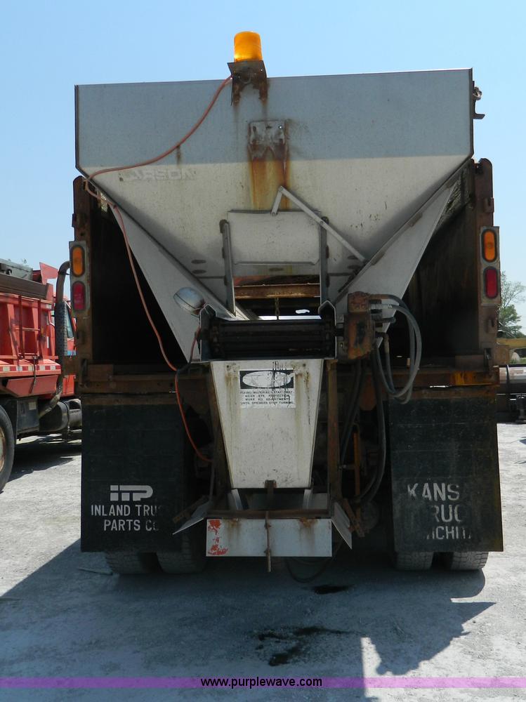 image for item G7929 1985 Peterbilt 349 dump truck