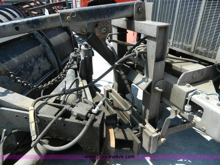 image for item G7929 1985 Peterbilt 349 dump truck